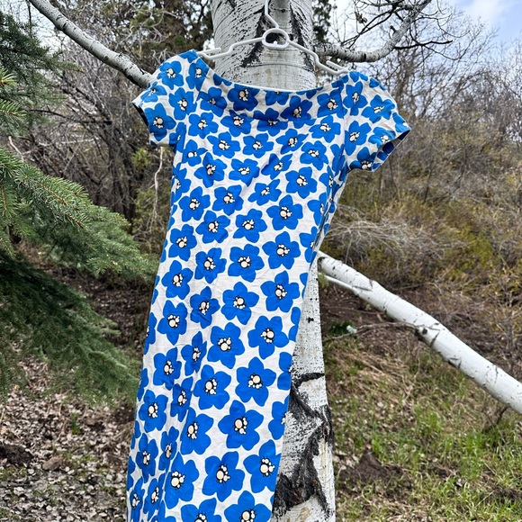 Farm Rio Blue flower Dress - Picture 6 of 7